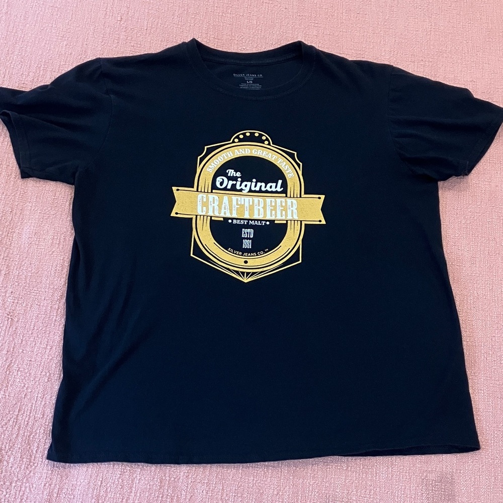 Silver Jeans large wm’s Black vintage style tshirt Gold Graphic